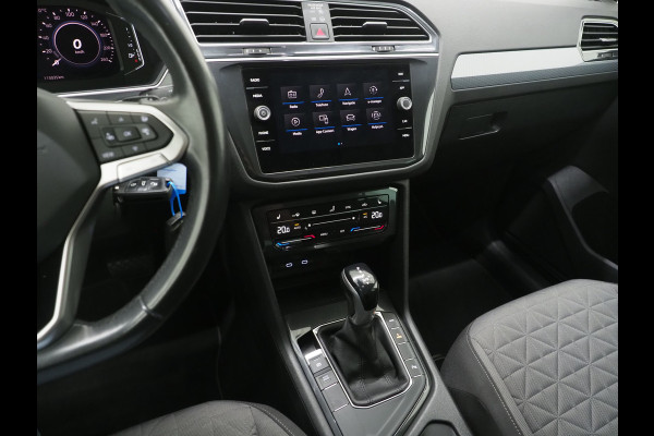 Volkswagen Tiguan 1.4 TSI eHybrid 245PK | Adaptive Cruise | Camera | Virtual | Carplay | DAB | LED