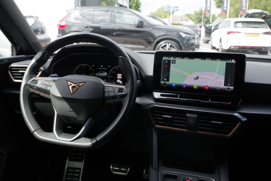 CUPRA Leon 1.4 e-Hybrid VZ 245 PK Adrenaline, Winterpakket, Keyless, Kuipstoelen, Camera