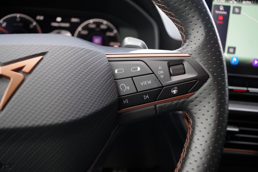 CUPRA Leon 1.4 e-Hybrid VZ 245 PK Adrenaline, Winterpakket, Keyless, Kuipstoelen, Camera