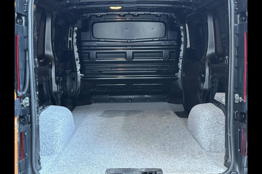 Renault Trafic 1.6 dCi 95 T29 L1H1 Comfort Imperiaal Side Bars Lichtmetalen velgen