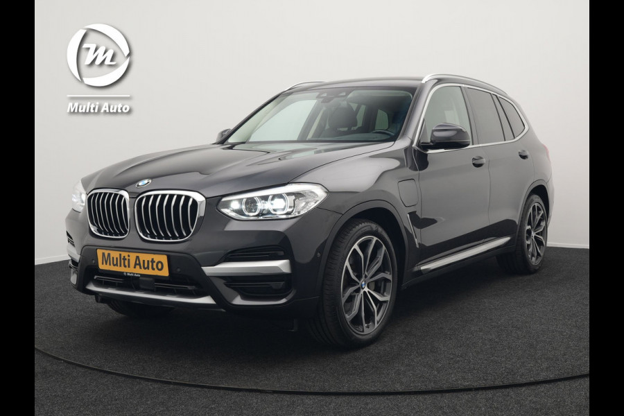 BMW X3 xDrive30e xLine Plug In Hybrid 293pk Dealer O.H PHEV | Trekhaak Af Fabriek | Head Up | Adaptive Cruise | Camera | Lederen Sportstoelen Verwarmd | Apple Carplay | Navigatie | Sfeerverlichting | Virtual | DAB |