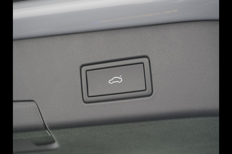 Volkswagen ID.5 Pro Performance 77 kWh VAN: 42.900,- VOOR: 38.877,- UW HERFSTVOORDEEL: 4.023,- Warmtepomp | Comfortplus pakket | Design plus pakket | Infotainmentplus pakket | Style plus pakket | Sportplus pakket | RIJ ASSIST. PAKKET | ERGONOMISCHE STOELEN | TREKHAAK