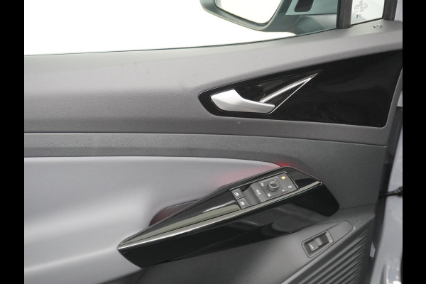Volkswagen ID.5 Pro Performance 77 kWh VAN: 42.900,- VOOR: 38.877,- UW HERFSTVOORDEEL: 4.023,- Warmtepomp | Comfortplus pakket | Design plus pakket | Infotainmentplus pakket | Style plus pakket | Sportplus pakket | RIJ ASSIST. PAKKET | ERGONOMISCHE STOELEN | TREKHAAK