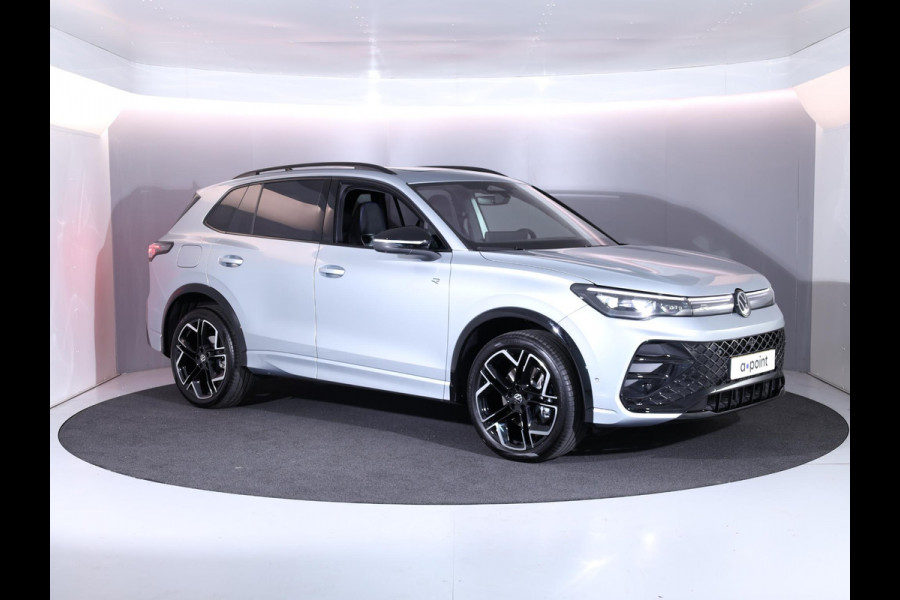 Volkswagen Tiguan 1.5 eHybrid R-Line Edition 204pk | Pano.dak| 20'LM-velgen| El.achterklep| verwarmde voorruit