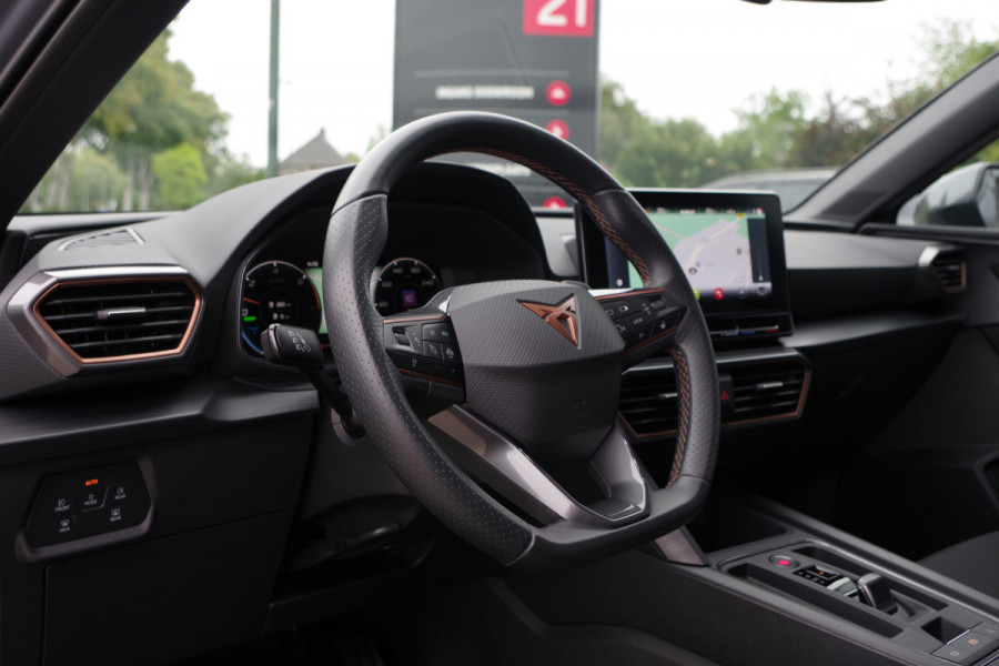CUPRA Leon Sportstourer 1.4 e-Hybrid BNS 204 PK PHEV, Winterpakket, Kuipstoelen, Carplay