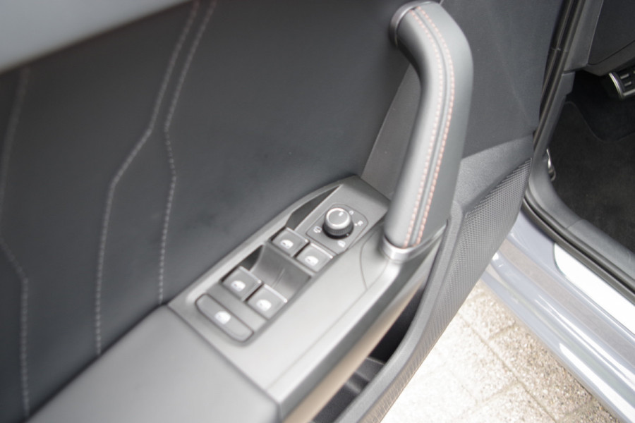 CUPRA Leon Sportstourer 1.4 e-Hybrid BNS 204 PK PHEV, Winterpakket, Kuipstoelen, Carplay