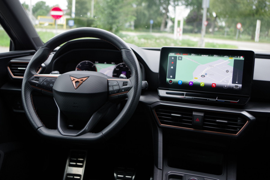 CUPRA Leon Sportstourer 1.4 e-Hybrid BNS 204 PK PHEV, Winterpakket, Kuipstoelen, Carplay