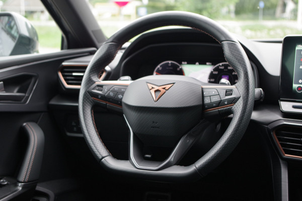 CUPRA Leon Sportstourer 1.4 e-Hybrid BNS 204 PK PHEV, Winterpakket, Kuipstoelen, Carplay