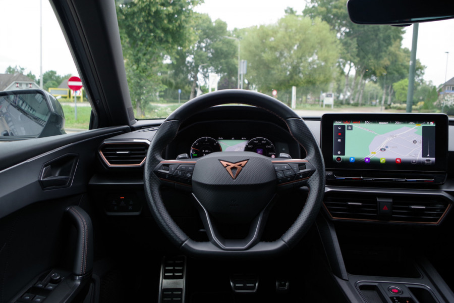 CUPRA Leon Sportstourer 1.4 e-Hybrid BNS 204 PK PHEV, Winterpakket, Kuipstoelen, Carplay
