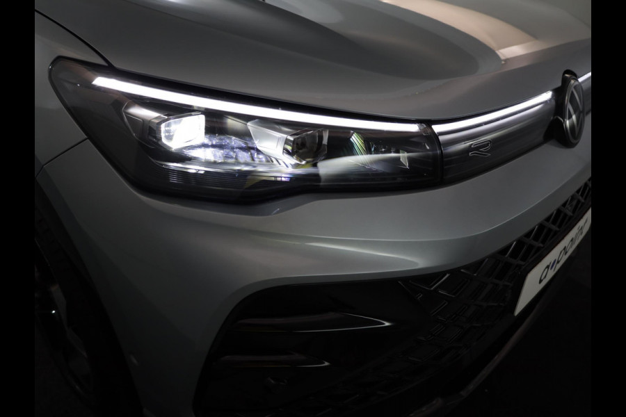 Volkswagen Tiguan 1.5 eHybrid R-Line Edition 204pk | Pano.dak| 20'LM-velgen| El.achterklep| verwarmde voorruit
