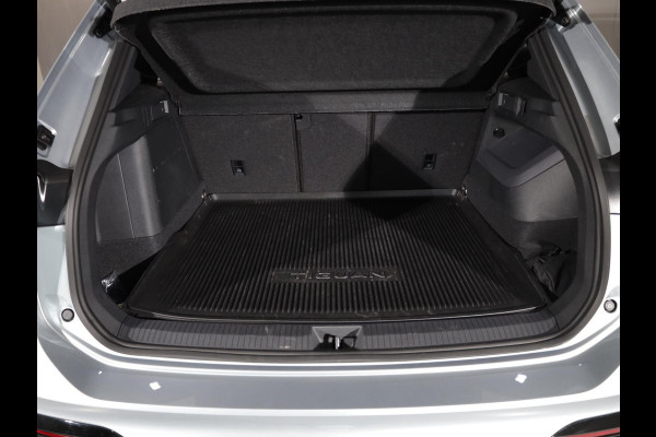 Volkswagen Tiguan 1.5 eHybrid R-Line Edition 204pk | Pano.dak| 20'LM-velgen| El.achterklep| verwarmde voorruit