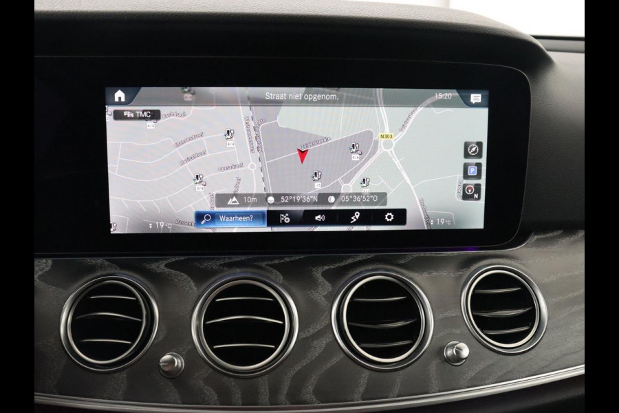 Mercedes-Benz E-Klasse 300e Avantgarde | Adaptive cruise | Stoelverwarming | 360 Camera | Carplay | Trekhaak | Sfeerverlichting | Half leder | Navigatie | Widescreen | Full LED | PHEV | Plug In