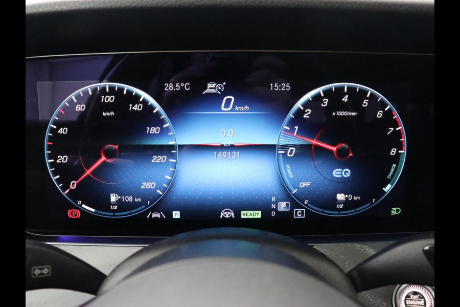 Mercedes-Benz E-Klasse 300e Avantgarde | Adaptive cruise | Stoelverwarming | 360 Camera | Carplay | Trekhaak | Sfeerverlichting | Half leder | Navigatie | Widescreen | Full LED | PHEV | Plug In