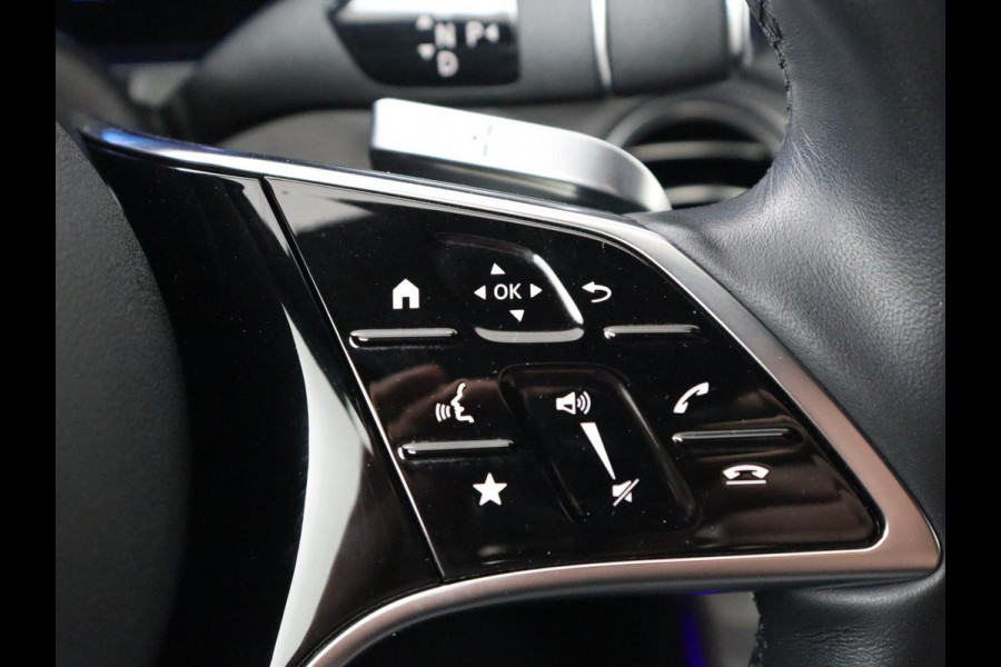 Mercedes-Benz E-Klasse 300e Avantgarde | Adaptive cruise | Stoelverwarming | 360 Camera | Carplay | Trekhaak | Sfeerverlichting | Half leder | Navigatie | Widescreen | Full LED | PHEV | Plug In