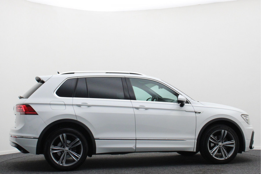 Volkswagen Tiguan 1.4 TSI Comfortline Business R-Line