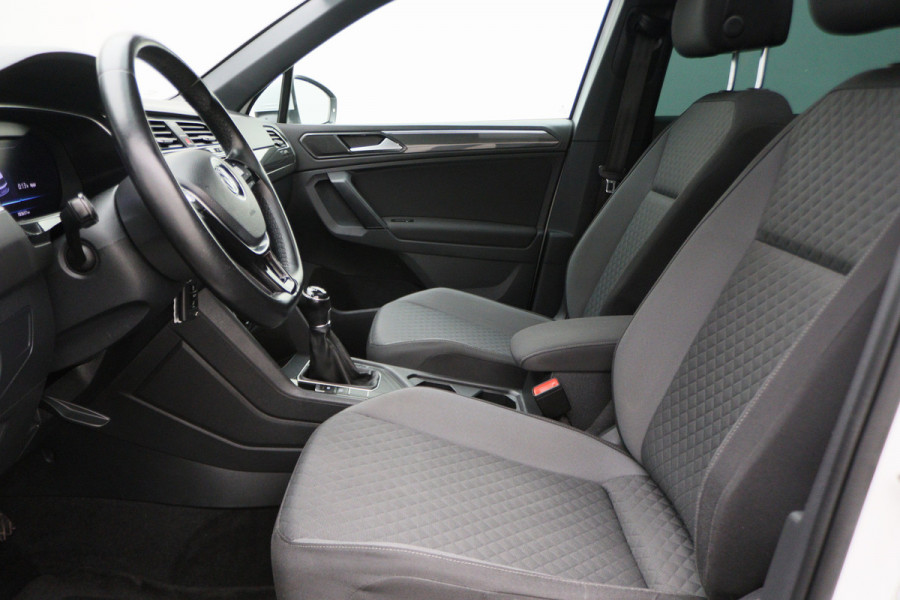 Volkswagen Tiguan 1.4 TSI Comfortline Business R-Line