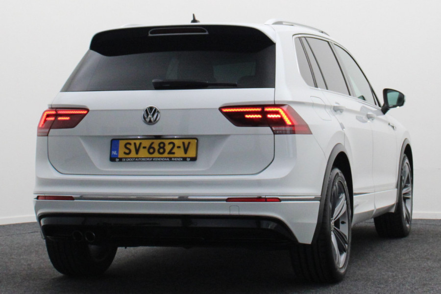 Volkswagen Tiguan 1.4 TSI Comfortline Business R-Line