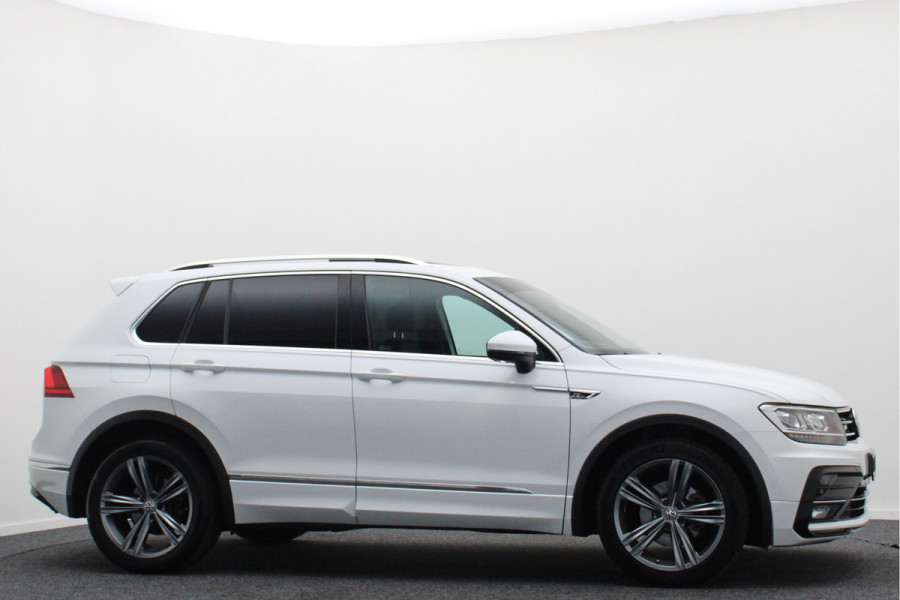 Volkswagen Tiguan 1.4 TSI Comfortline Business R-Line