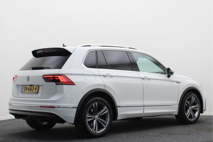 Volkswagen Tiguan 1.4 TSI Comfortline Business R-Line
