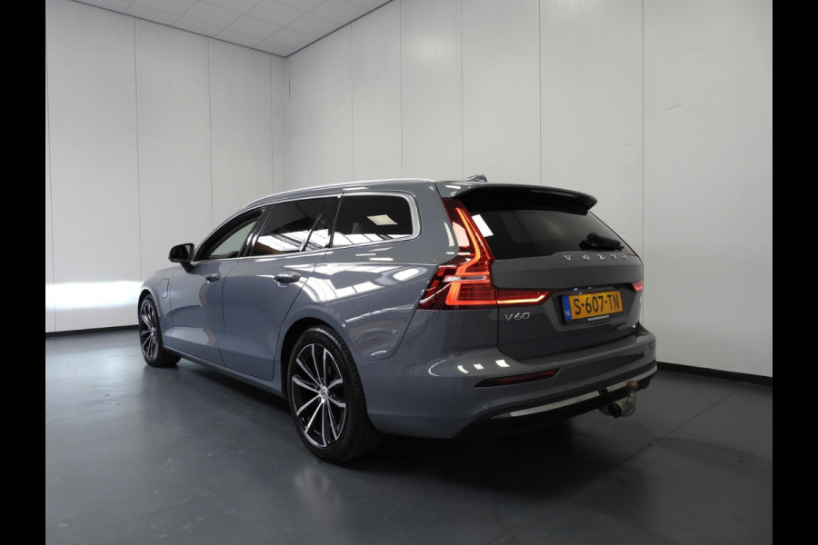 Volvo V60 2.0 T6 Plug-in Hybrid AWD Core Bright NAVI/CAMERA/TREKHAAK/LED/18"LMV!