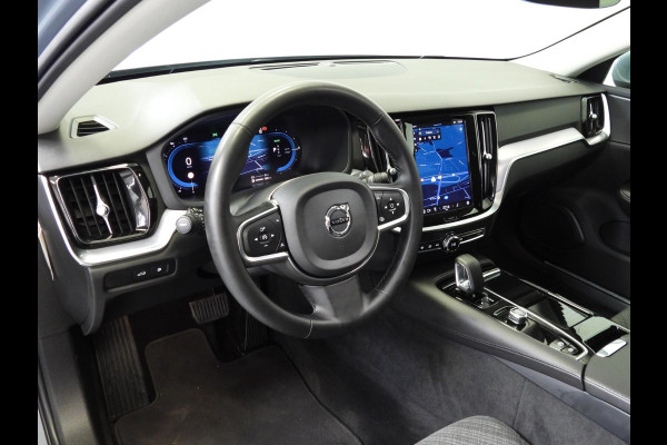 Volvo V60 2.0 T6 Plug-in Hybrid AWD Core Bright NAVI/CAMERA/TREKHAAK/LED/18"LMV!