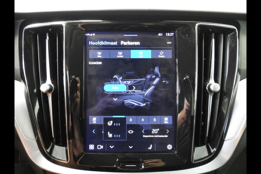 Volvo V60 2.0 T6 Plug-in Hybrid AWD Core Bright NAVI/CAMERA/TREKHAAK/LED/18"LMV!