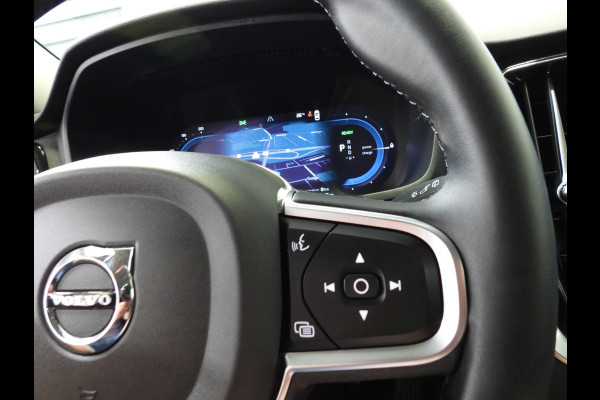 Volvo V60 2.0 T6 Plug-in Hybrid AWD Core Bright NAVI/CAMERA/TREKHAAK/LED/18"LMV!