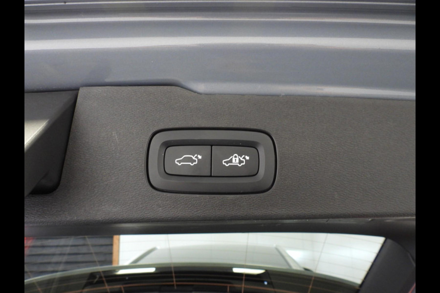 Volvo V60 2.0 T6 Plug-in Hybrid AWD Core Bright NAVI/CAMERA/TREKHAAK/LED/18"LMV!