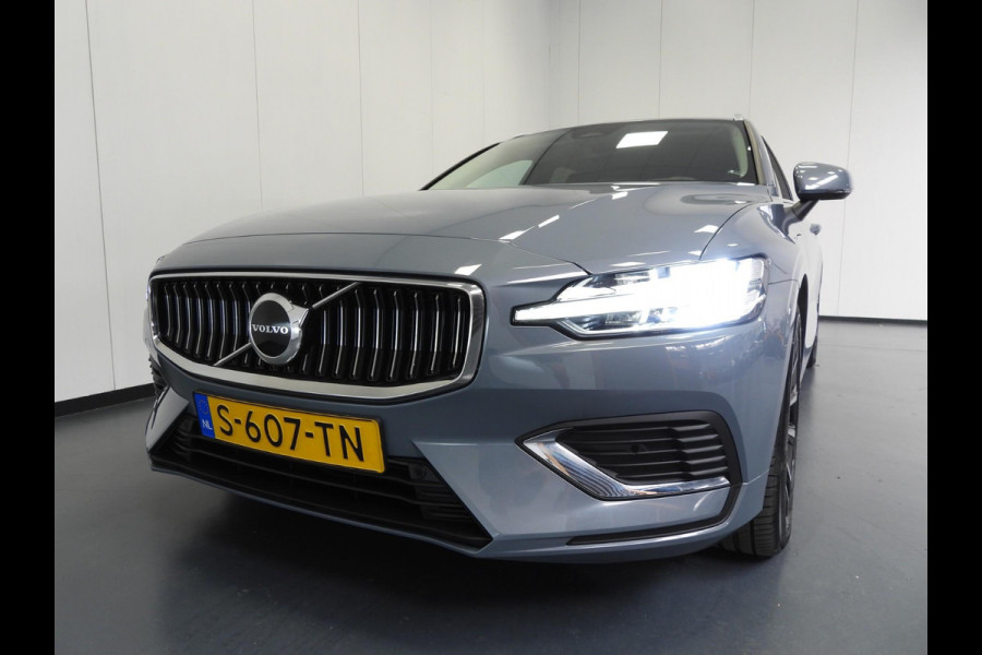 Volvo V60 2.0 T6 Plug-in Hybrid AWD Core Bright NAVI/CAMERA/TREKHAAK/LED/18"LMV!