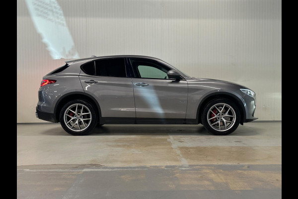 Alfa Romeo Stelvio 2.0 T AWD First Edition | CAMERA | MEMORY SEATS | 280 PK