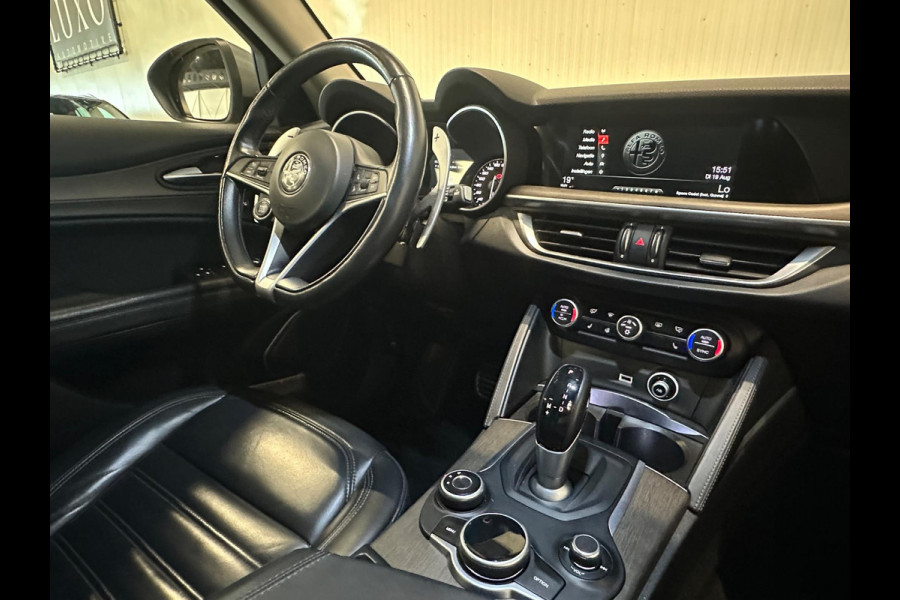 Alfa Romeo Stelvio 2.0 T AWD First Edition | CAMERA | MEMORY SEATS | 280 PK