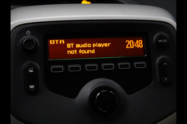 Peugeot 108 1.0 e-VTi Active [BLUETOOTH TELEFOON VERBINDING, AIRCONDITIONING, GETINT GLAS, 5 DEUREN, HANDGESCHAKELD, NIEUWSTAAT]