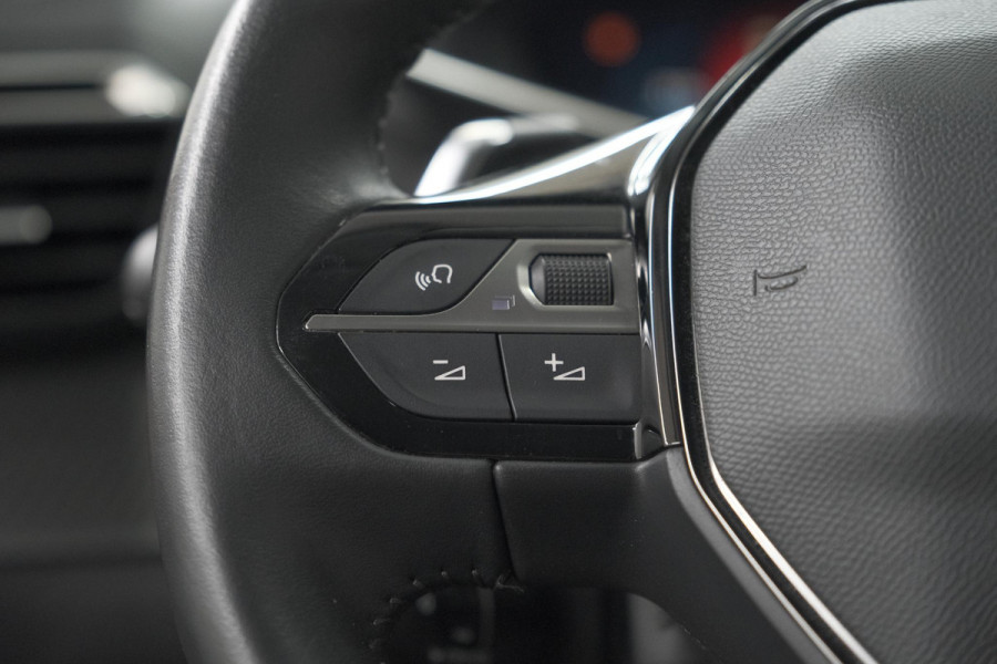 Peugeot 208 PureTech 100 EAT8 Allure Pack | Camera | Navigatie | Apple Carplay | Parkeersensoren