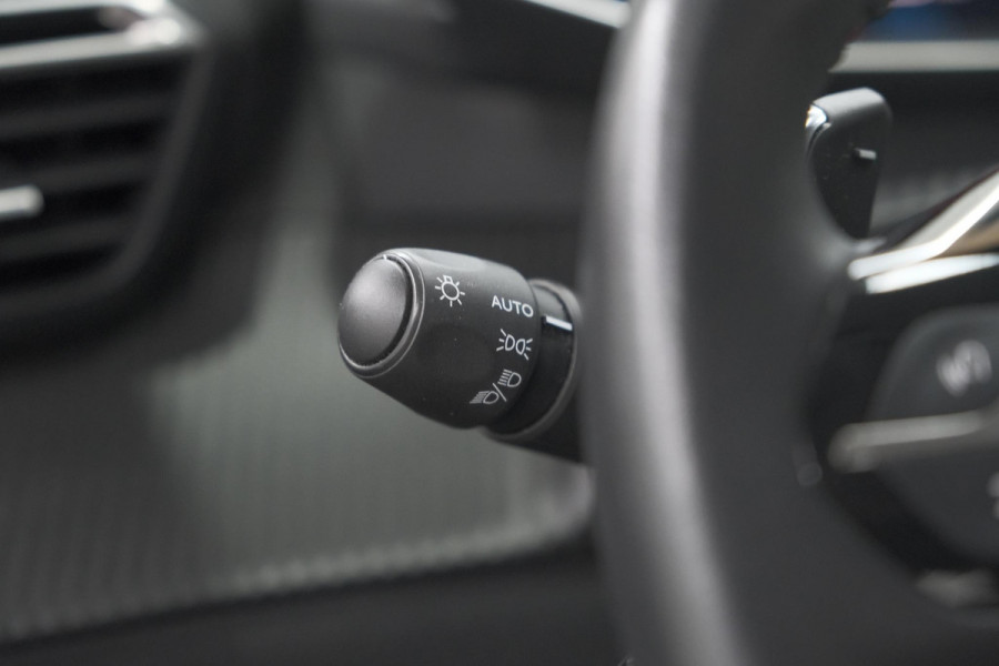 Peugeot 208 PureTech 100 EAT8 Allure Pack | Camera | Navigatie | Apple Carplay | Parkeersensoren