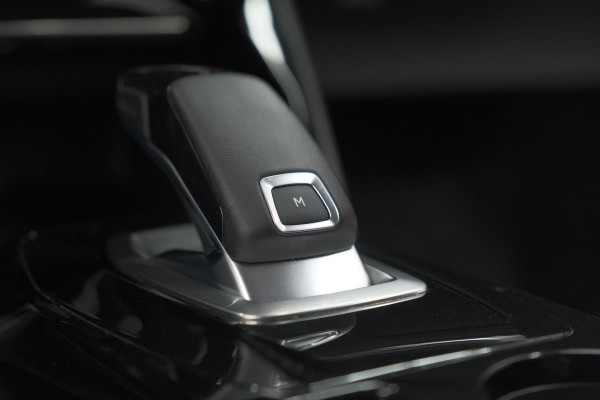 Peugeot 208 PureTech 100 EAT8 Allure Pack | Camera | Navigatie | Apple Carplay | Parkeersensoren