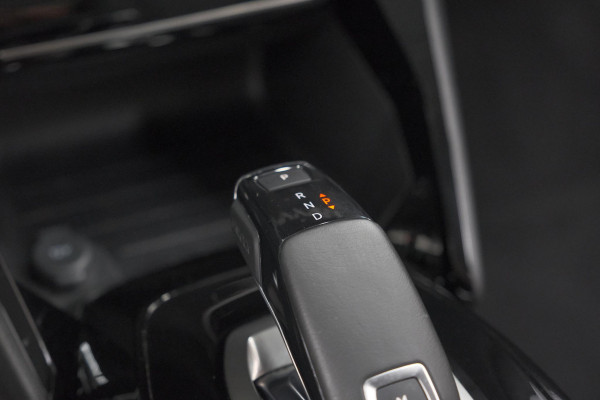 Peugeot 208 PureTech 100 EAT8 Allure Pack | Camera | Navigatie | Apple Carplay | Parkeersensoren