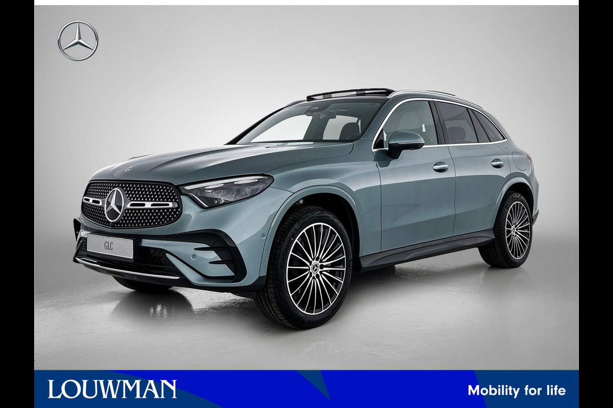 Mercedes-Benz GLC 300e 4MATIC Sport Edition | Premium pakket | Trekhaak | Winter pakket | Digital Light | MBUX Augmented Reality Navigation | Parkeerpakket met 360°-camera | Mercedes-Benz GLC 300e 4MATIC Sport Edition | Premium pakket | Trekhaak | Winter pakket | Digital Light | MBUX Augmented Reality Navigation | Parkeerpakket met 360°-camera |