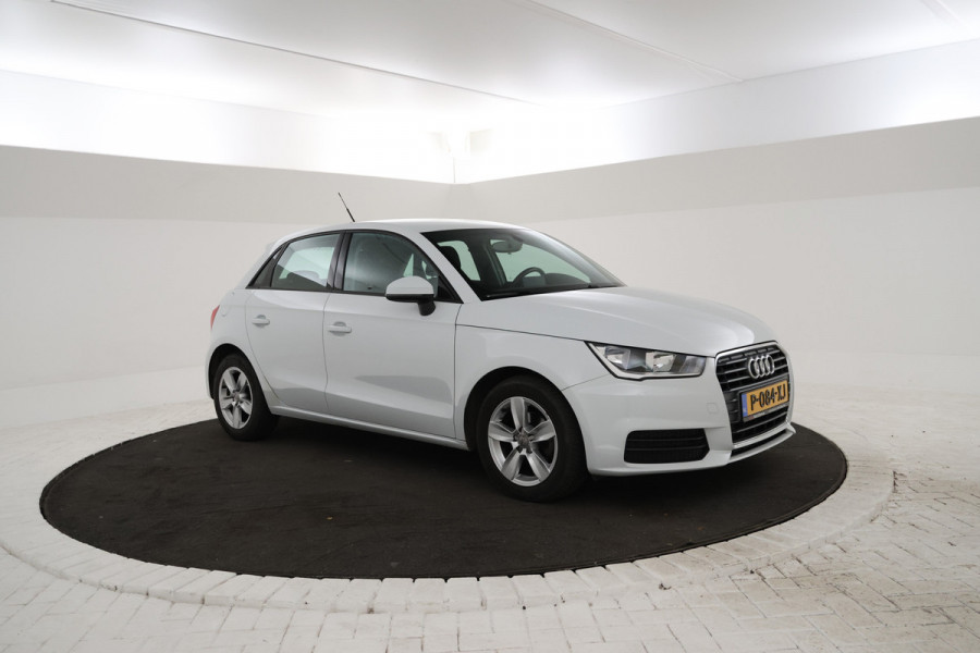 Audi A1 Sportback 1.0 TFSI Navigatie, Airco, Bluetooth