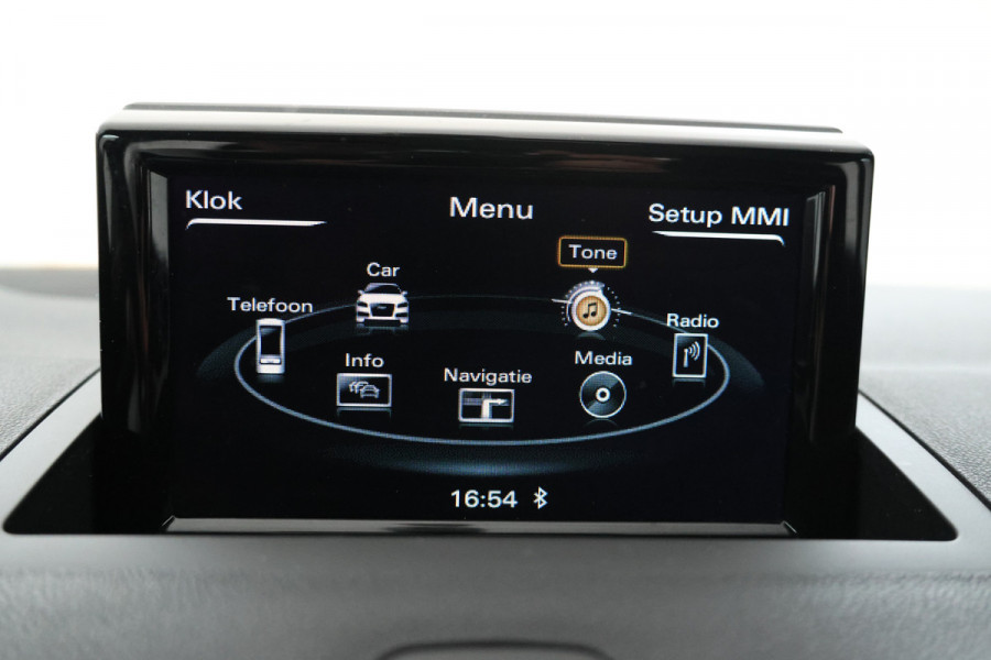 Audi A1 Sportback 1.0 TFSI Navigatie, Airco, Bluetooth