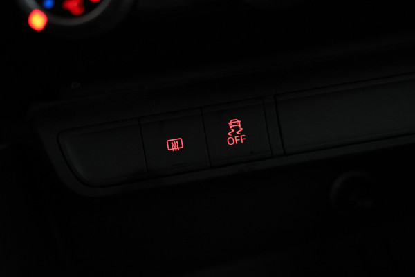 Audi A1 Sportback 1.0 TFSI Navigatie, Airco, Bluetooth