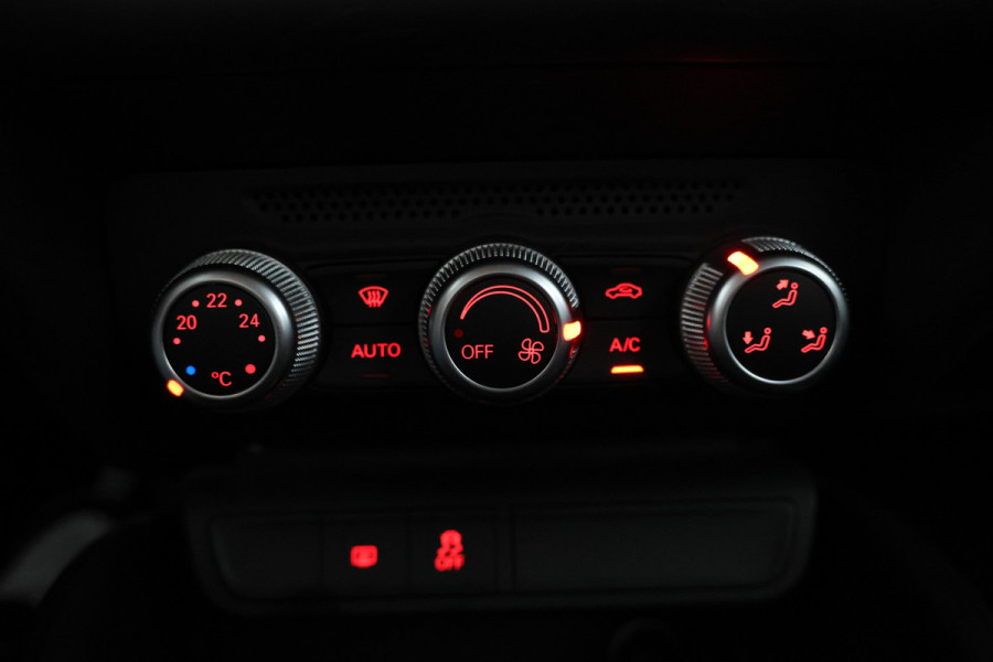 Audi A1 Sportback 1.0 TFSI Navigatie, Airco, Bluetooth