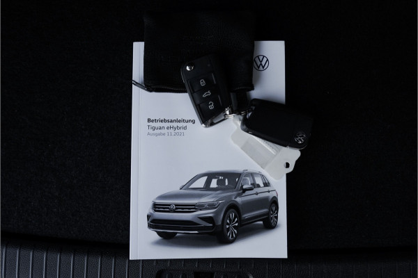 Volkswagen Tiguan 1.4 TSI eHybrid R-Line ACC Leder HUD 360° Elek Trekhaak Matrix