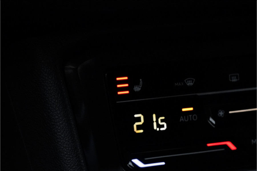 Volkswagen Tiguan 1.4 TSI eHybrid R-Line ACC Leder HUD 360° Elek Trekhaak Matrix