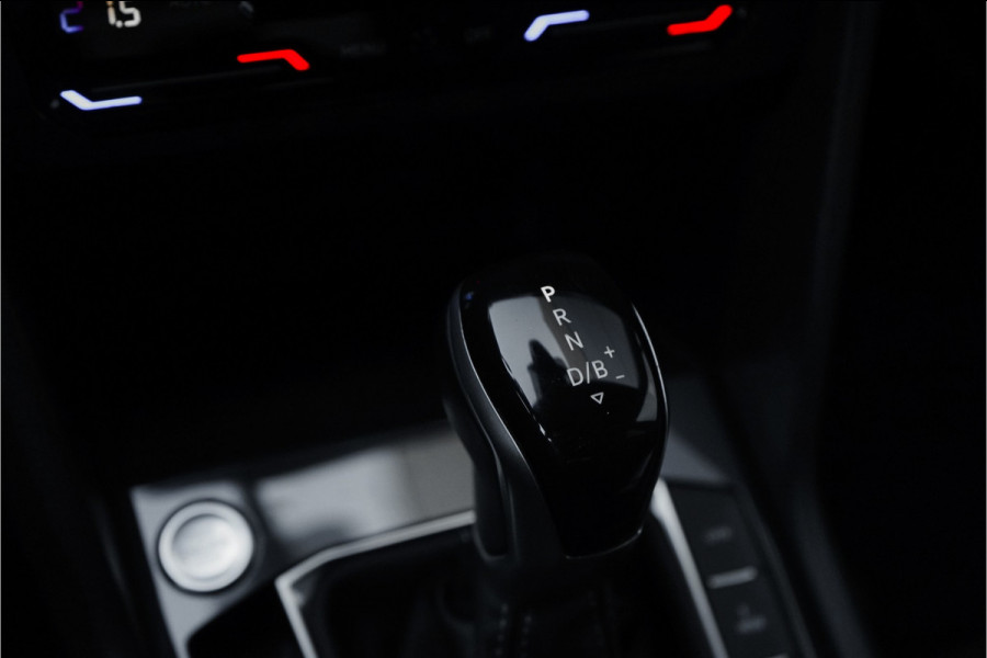 Volkswagen Tiguan 1.4 TSI eHybrid R-Line ACC Leder HUD 360° Elek Trekhaak Matrix