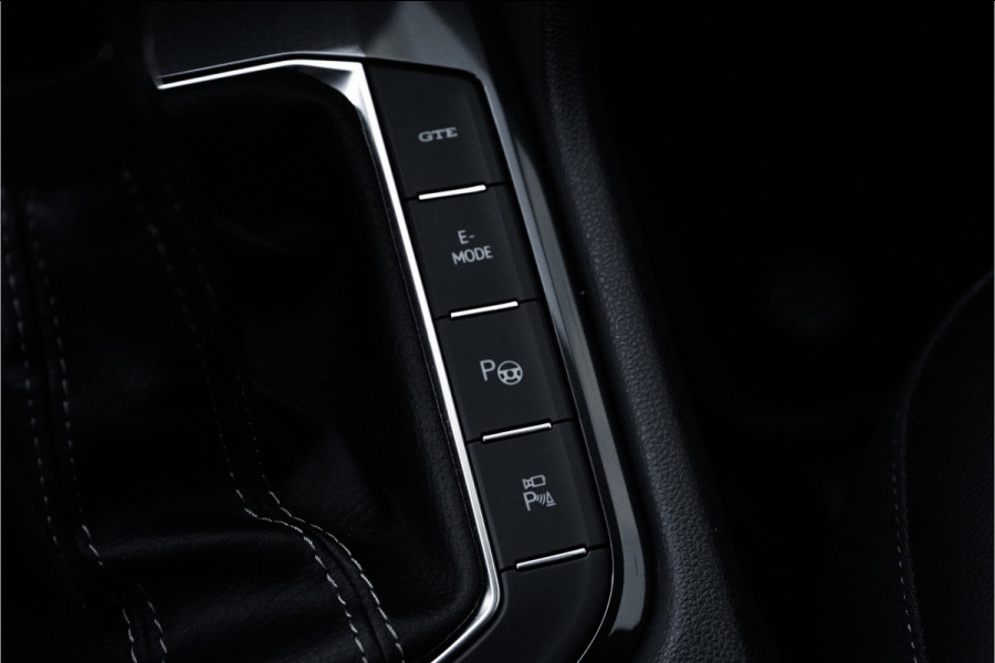 Volkswagen Tiguan 1.4 TSI eHybrid R-Line ACC Leder HUD 360° Elek Trekhaak Matrix