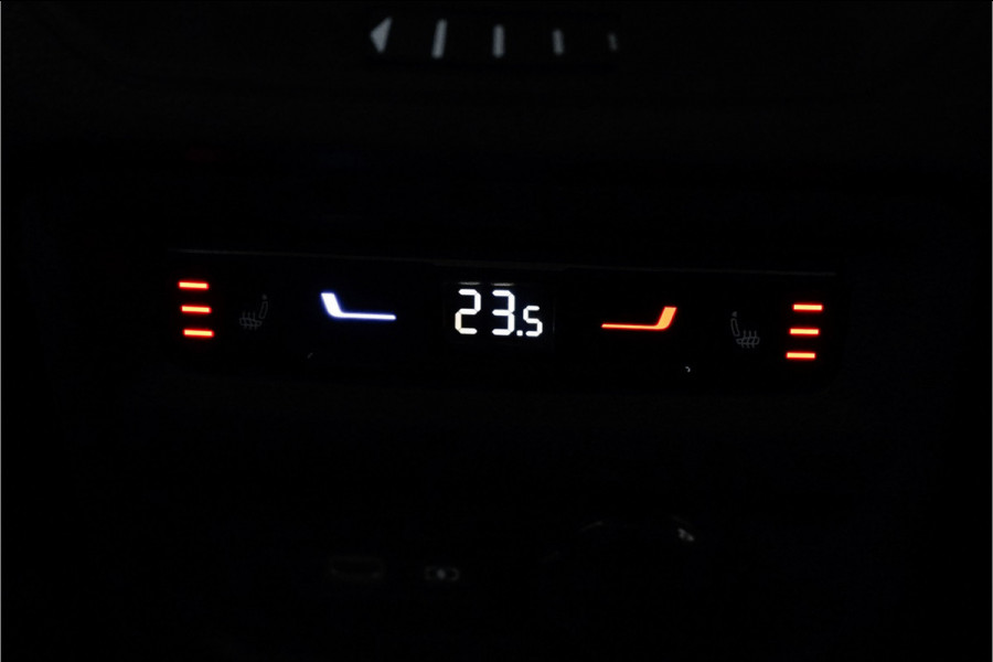 Volkswagen Tiguan 1.4 TSI eHybrid R-Line ACC Leder HUD 360° Elek Trekhaak Matrix