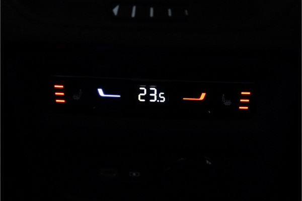 Volkswagen Tiguan 1.4 TSI eHybrid R-Line ACC Leder HUD 360° Elek Trekhaak Matrix