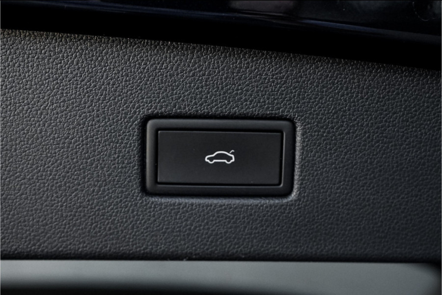 Volkswagen Tiguan 1.4 TSI eHybrid R-Line ACC Leder HUD 360° Elek Trekhaak Matrix
