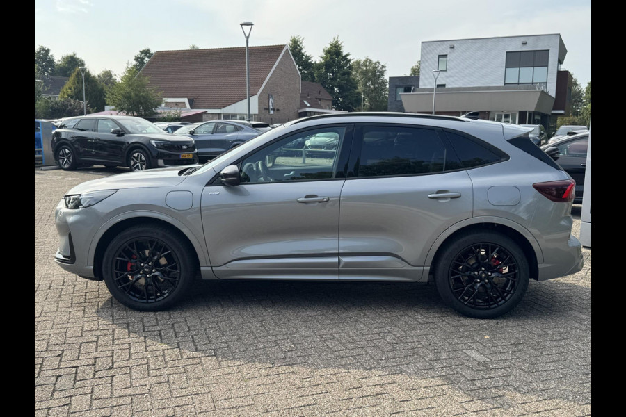 Ford Kuga 2.5 PHEV ST-Line X | SCI | 243pk | Driver Assistance pack | Matrix LED | Black Package | Wegklapbare Trekhaak | Panoramadak | Winterpack | 2.100kg Trekgewicht
