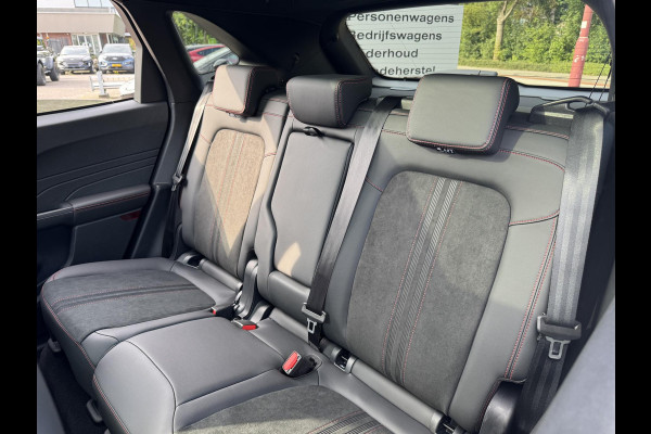Ford Kuga 2.5 PHEV ST-Line X | SCI | 243pk | Driver Assistance pack | Matrix LED | Black Package | Wegklapbare Trekhaak | Panoramadak | Winterpack | 2.100kg Trekgewicht